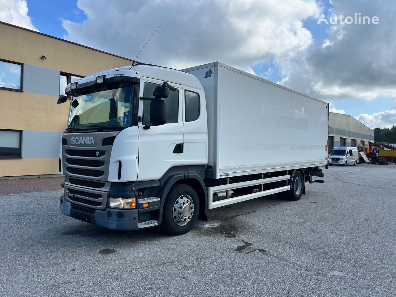 Scania R360 EURO5 + MANUAL + RETARDER camión furgón