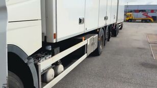 Volvo FH dobozos teheraut&oacute;