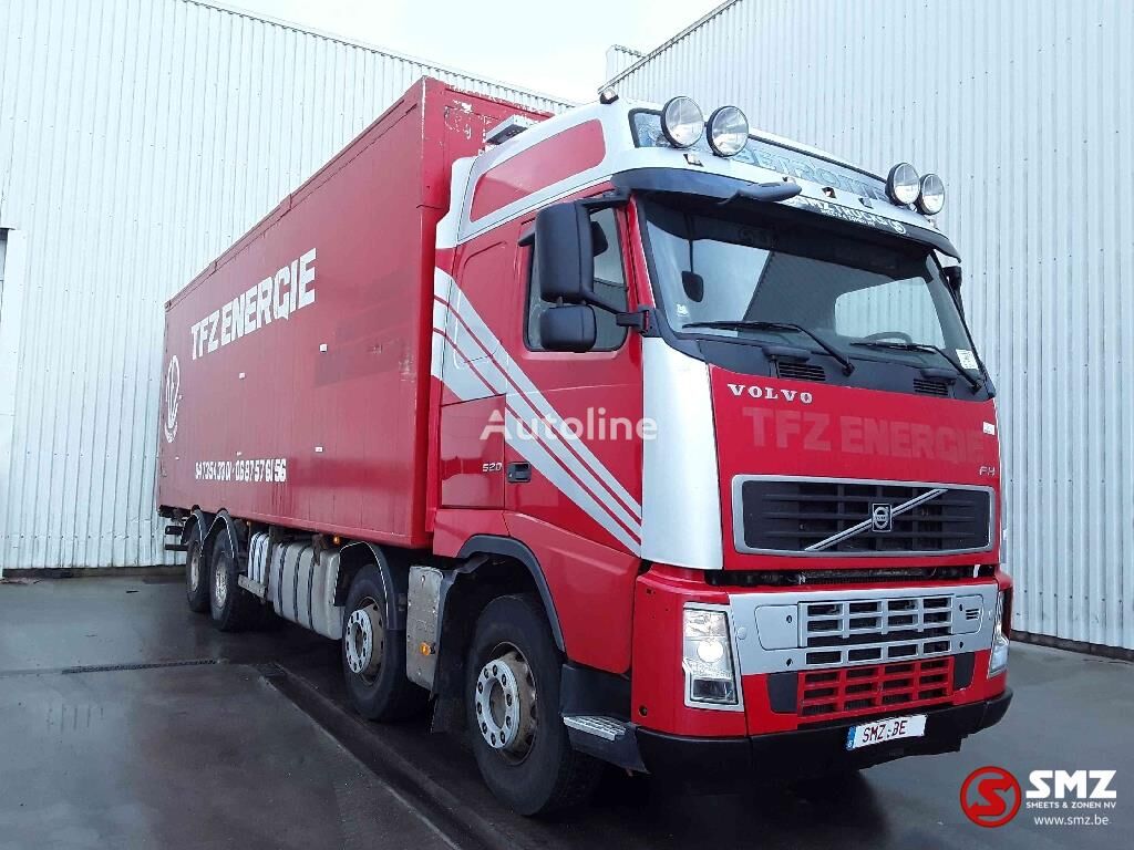 Volvo FH 520 lames 8x4 big axle dobozos teherautó