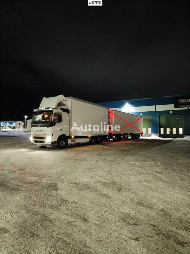 Volvo FH 6*2 Refrigerator and Freezer Truck umpikori kuorma-auto