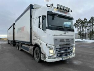 Volvo FH 6x2 wood chip truck with trailer skåplastbil