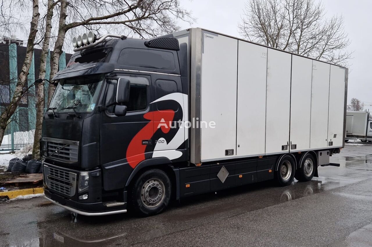 Volvo FH16 700  box truck