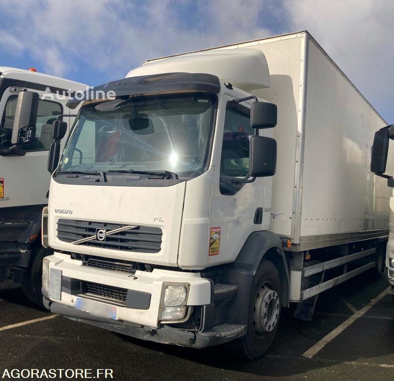 camion fourgon Volvo FL