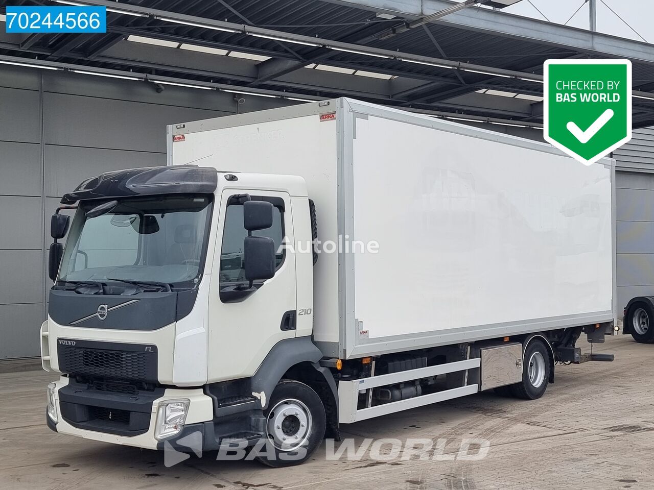 camion furgone Volvo FL 210 4X2 12 tonner Ladebordwand Euro 6