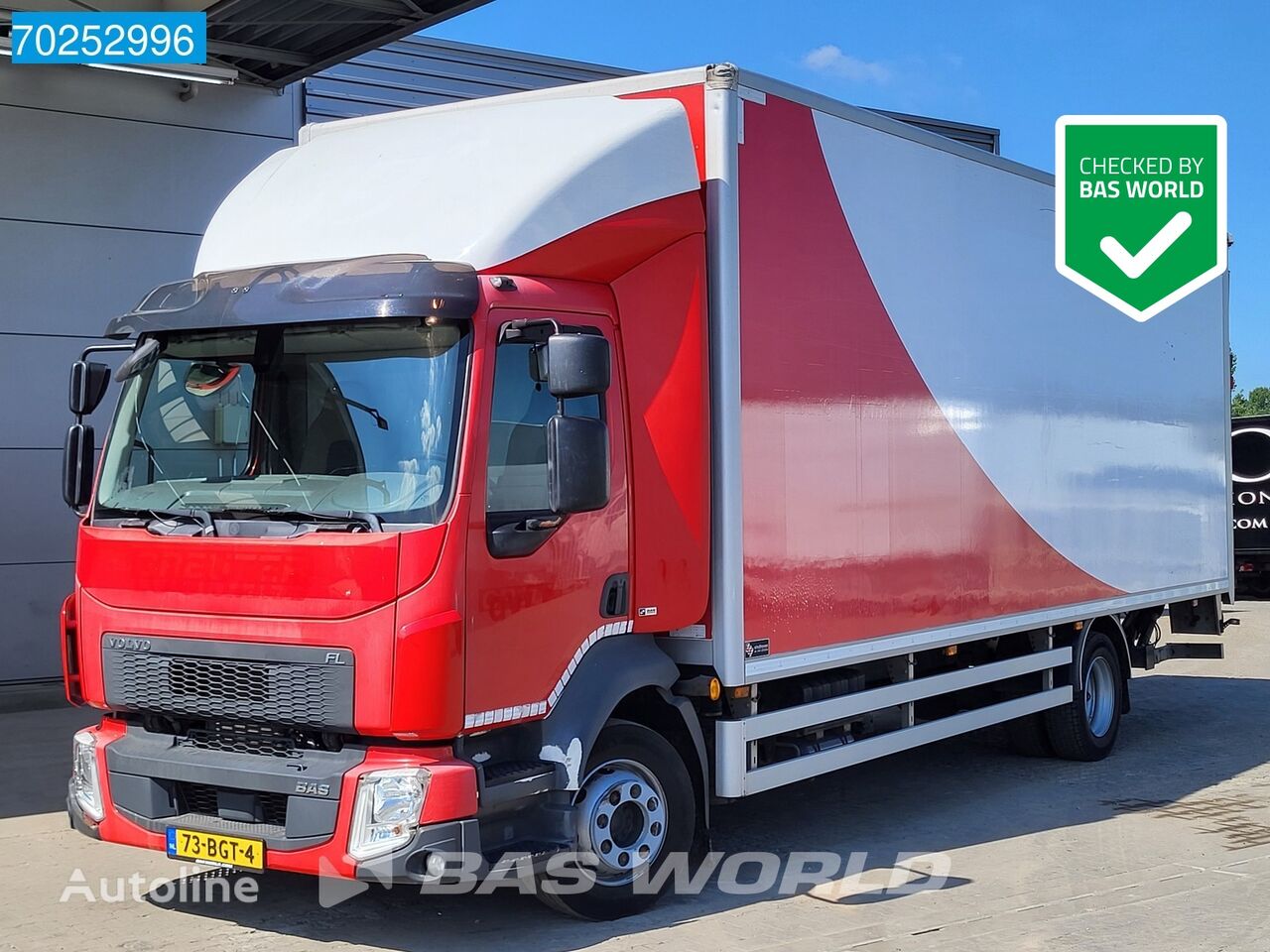 вантажівка фургон Volvo FL 210 4X2 12tons NL-Truck Automatic Ladebordwand Euro 6