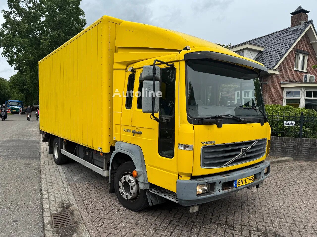 Камион фургон Volvo FL 608 Bakwagen Vangmuilkoppeling Kogeltrekhaak се продава | Autoline MK Камион фургон Volvo FL 608 Bakwagen Vangmuilkoppeling Kogeltrekhaak - Autoline