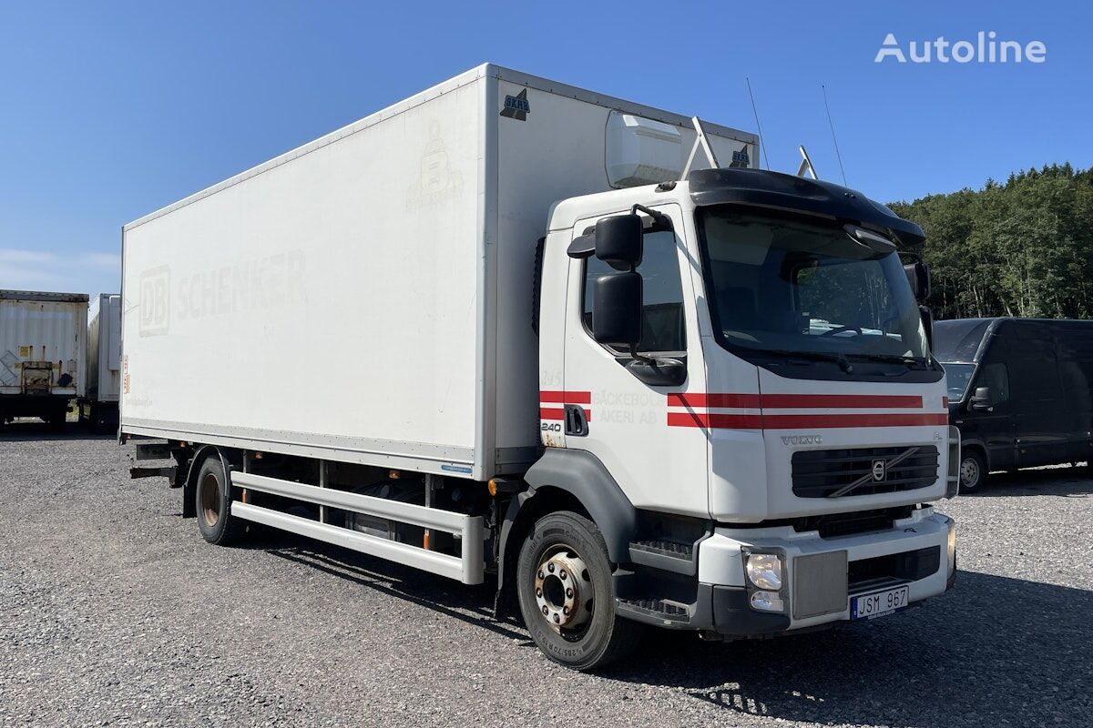 Volvo FL240 camión furgón