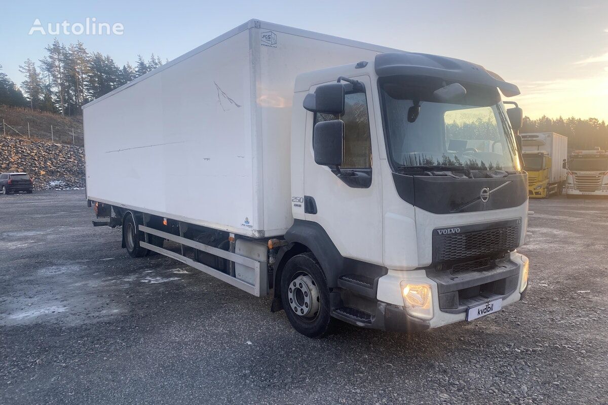 Volvo FL250 box truck