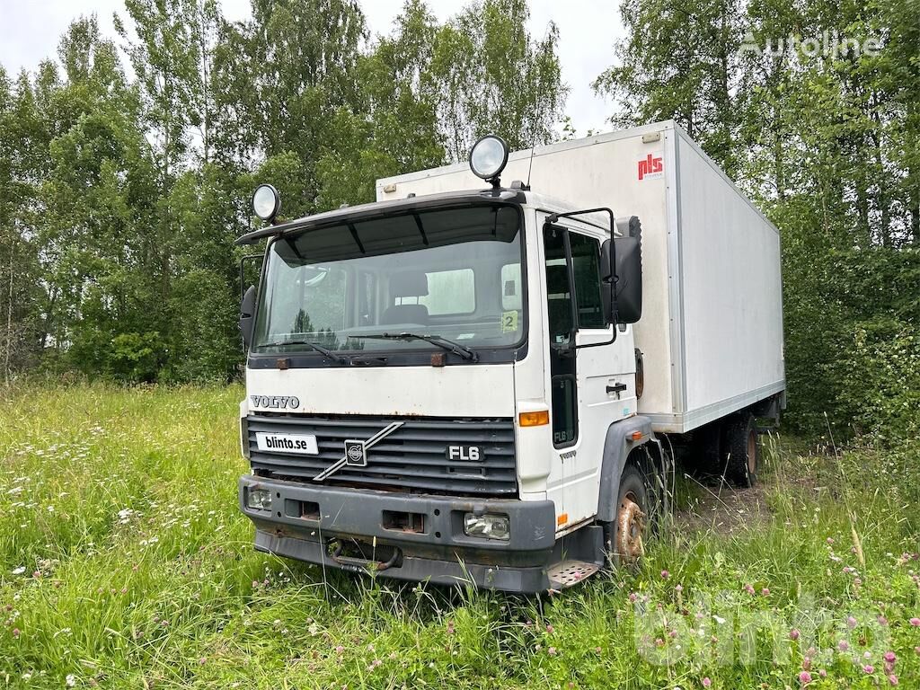 камион фургон Volvo FL612