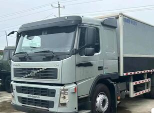 Volvo FM 300 box truck