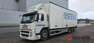Volvo FM 440 6X2 box truck