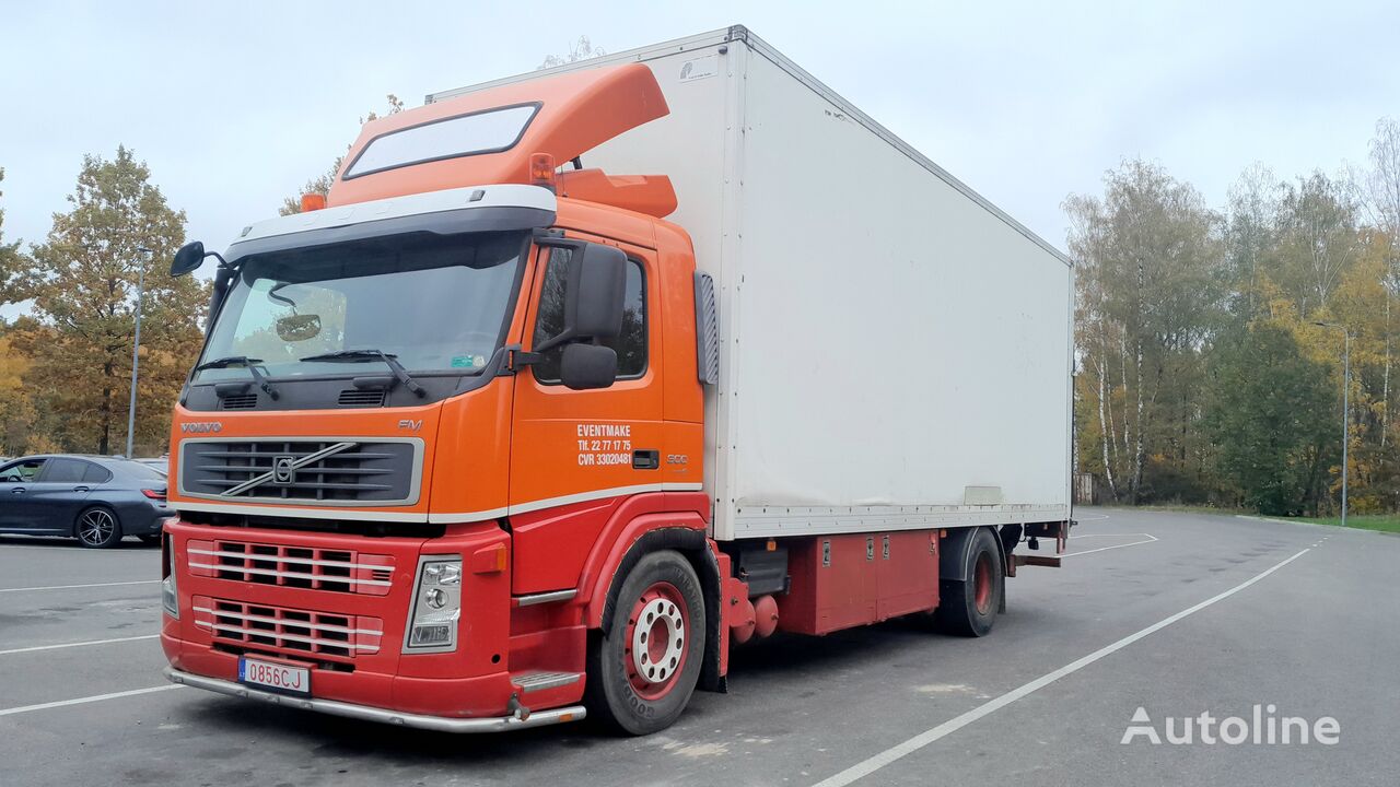 شاحنة مقفلة Volvo FM300 Euro 5