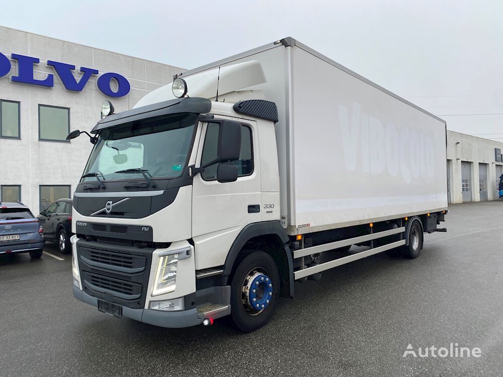 автофургон Volvo FM330