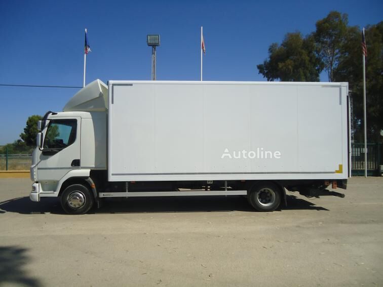 Volvo LF 45.250 box truck