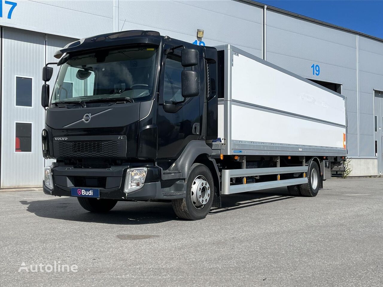 Volvo Lastbil Volvo FL -2020 | Höj- & sänkskåp | SKAB | Automat | Zepr box truck