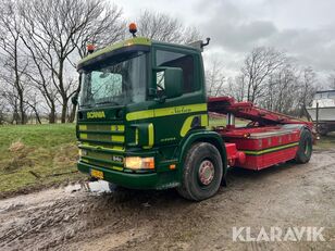 камион со кука за подигање товар Scania 220 94D