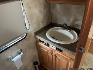 Prodaja Ford Tiffin Motorhome V10 Petrol 34TGA | Camper Motorhome | 3x Side s integrisanog kampera - Slika 78 | Autoline BA Ford Tiffin Motorhome V10 Petrol 34TGA | Camper Motorhome | 3x Side s integrisani kamper | Slika 78 - Autoline