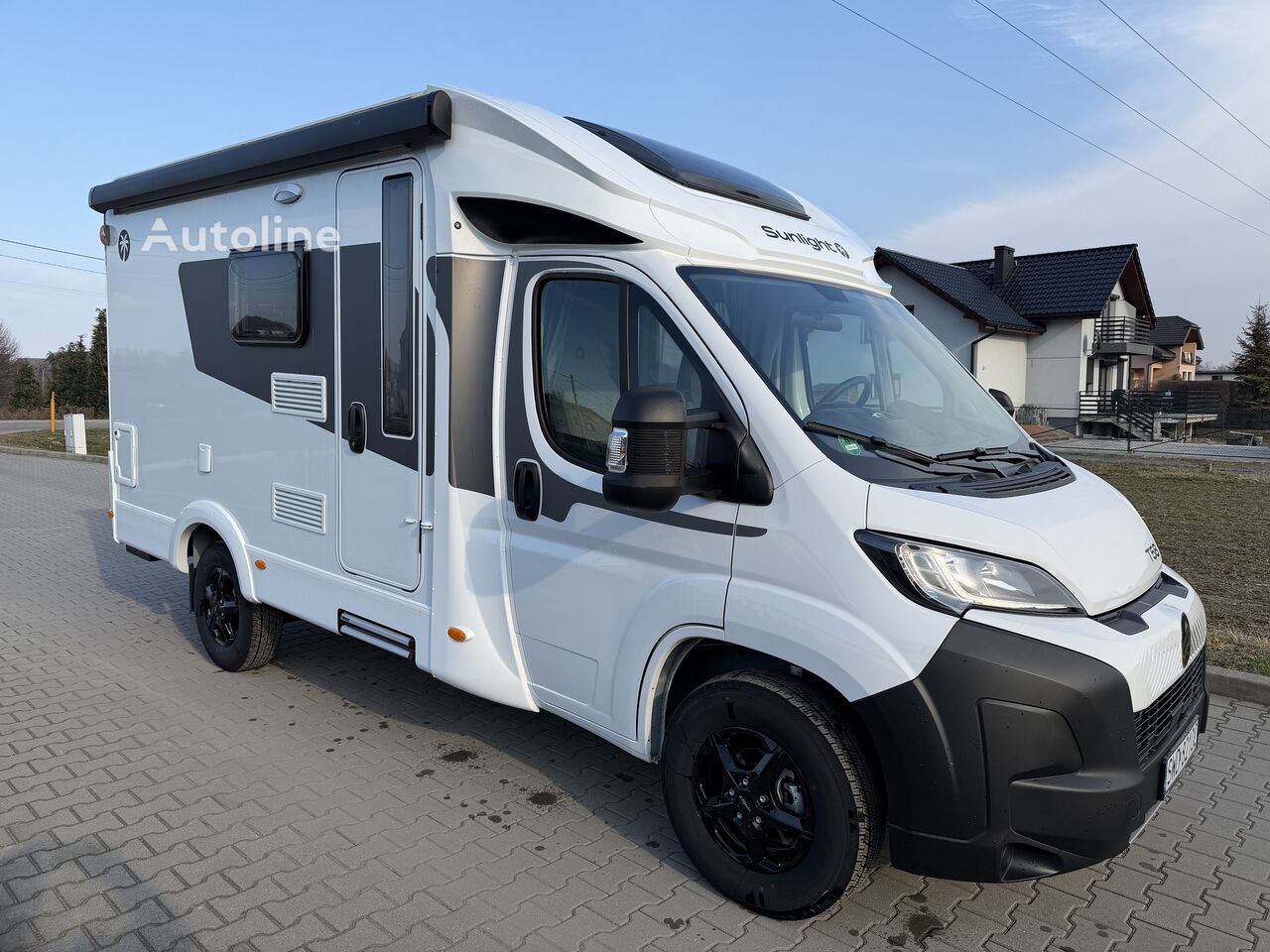 عربة سكنية متنقلة شبه متكاملة Sunlight T 58 - Autoline