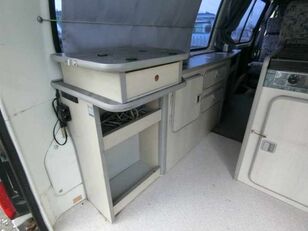 Toyota HIACE COMMUTER half-integraal camper te koop - Foto 12 | Autoline NL Toyota HIACE COMMUTER half-integraal camper | Foto 12 - Autoline