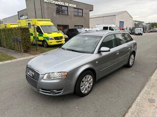 автомобиль Audi A4