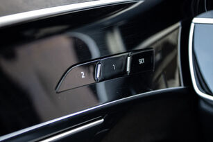 Automobil Audi A8 50 3.0 TDI V6 quattro tiptronic de vânzare - Imagine 36 | Autoline RO Automobil Audi A8 50 3.0 TDI V6 quattro tiptronic | Imagine 36 - Autoline