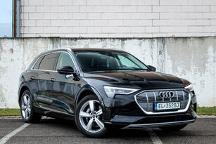 carro Audi E-tron 50 QUATTRO Advanced / AJ NA SPL&Aacute;TKY / PROTI&Uacute;ČET /