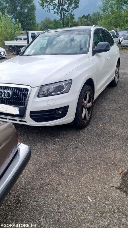 Audi Q5 car - Autoline