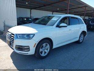 автомобиль Audi Q7 2.0 TFSI quattro Premium  - V pr&iacute;prave