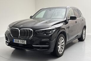 automobile BMW X5