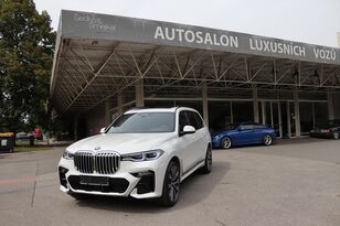 BMW X7, xDrive40i auto