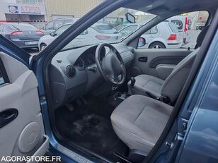 Dacia LOGAN car