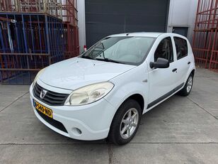 carro Dacia Sandero