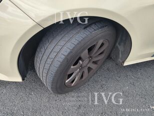 سيارة Daimler E200 cdi