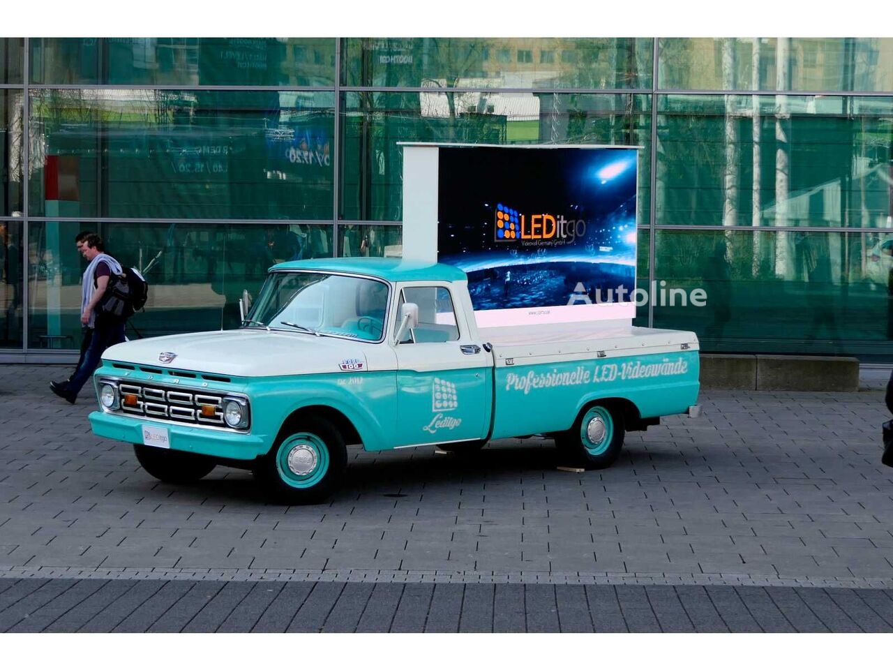 자동차 Ford F100 - Autoline
