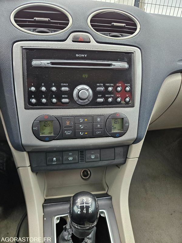 2006 Ford Focus-47592734