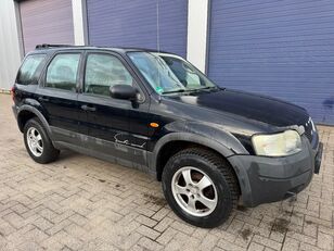 automobile Ford Maverick **2.0PETROL-4X4-AIRCO**