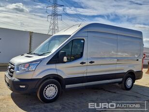 automobile Ford Transit 350
