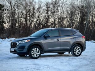 автомобиль Hyundai Tucson