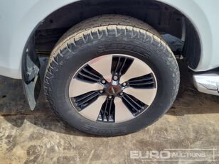 Купить автомобиль Isuzu D-Max - Изображение 11 | Autoline UZ Автомобиль Isuzu D-Max | Изображение 11 - Autoline