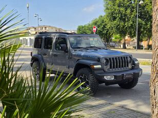 автомобиль Jeep Wrangler