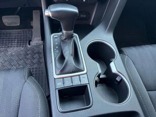بيع سيارة KIA Sportage 2.0 CRDi SIlver - صورة 13 | Autoline TN سيارة KIA Sportage 2.0 CRDi SIlver | صورة 13 - Autoline