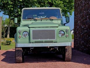 автомобиль Land Rover Reimagined Defender 90
