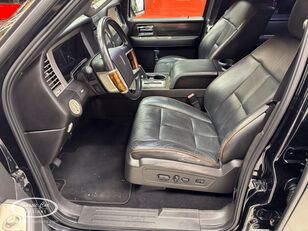 Lincoln Navigator V8 - ONLINE AUCTION car for sale - Image 20 | Autoline TZ Lincoln Navigator V8 - ONLINE AUCTION car | Image 20 - Autoline