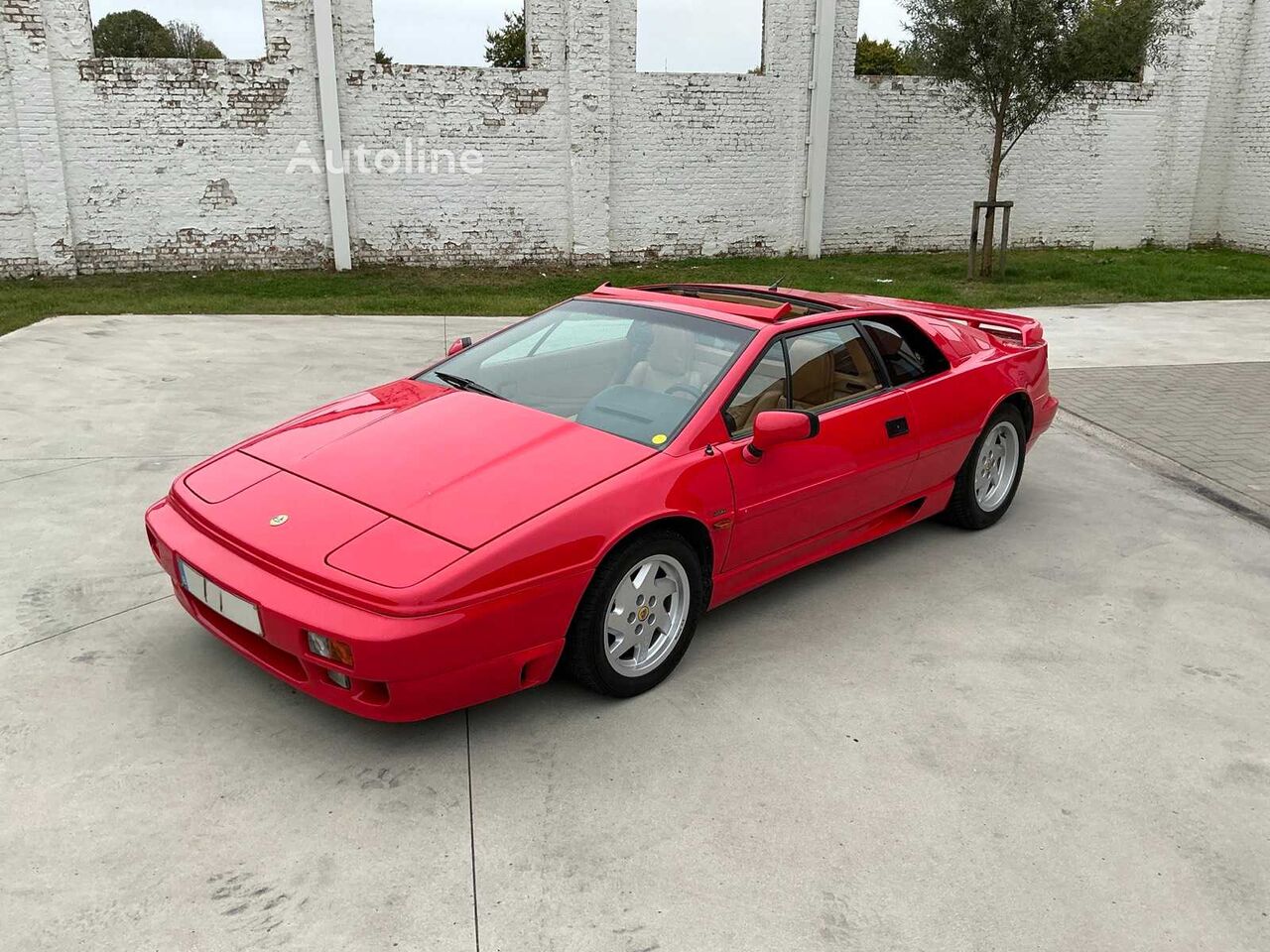 Automobile Lotus Esprit - Autoline