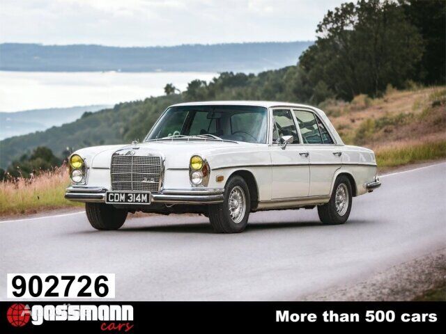 Automobile Mercedes-Benz 280 SE 3.5 Limousine W108 - Autoline