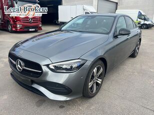 автомобил Mercedes-Benz C200