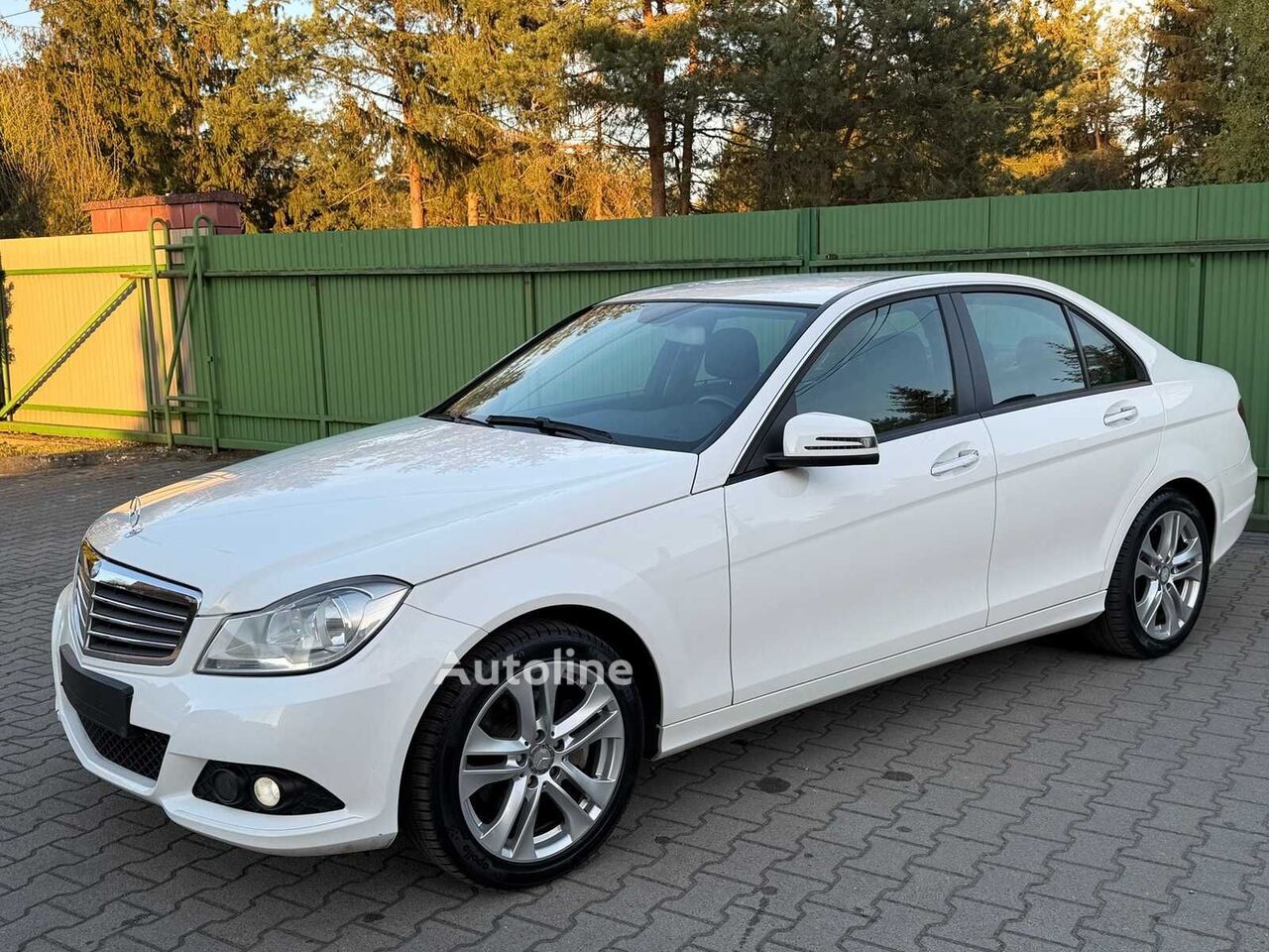 Otomotif Mercedes-Benz C220 CDI - Autoline