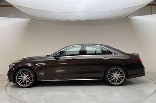 carro Mercedes-Benz E-Klass