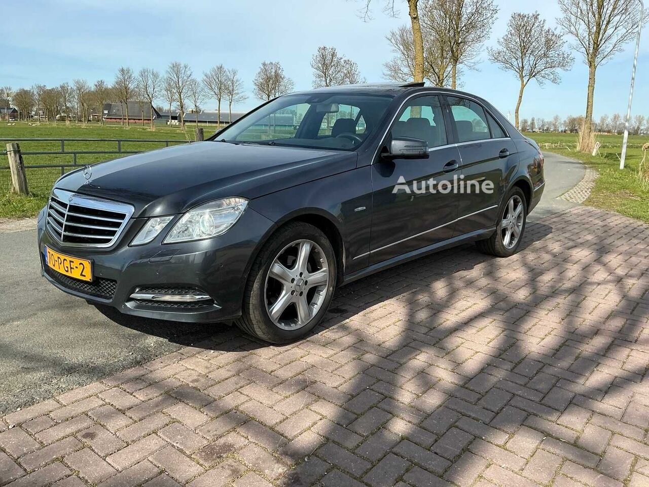 Automobile Mercedes-Benz E-klasse - Autoline