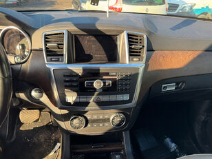 Mercedes-Benz GL-klasse 350 BlueTEC 4-Matic MOTORSCHADE 車販売用 - 画像 10 | Autoline JP Mercedes-Benz GL-klasse 350 BlueTEC 4-Matic MOTORSCHADE 車 | 画像 10 - Autoline